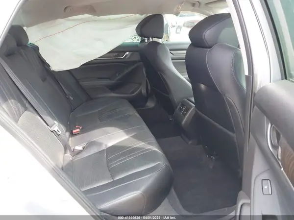 1HGCV2F92JA049925 2018 HONDA ACCORD - Image 8