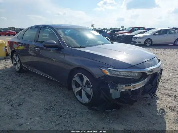 1HGCV2F92JA050248 2018 HONDA ACCORD - Image 1