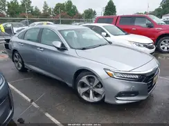 1HGCV2F92JA050945 2018 HONDA ACCORD