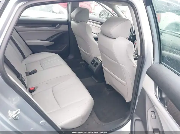 1HGCV2F92JA050945 2018 HONDA ACCORD - Image 8