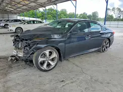 1HGCV2F92JA051979 2018 HONDA ACCORD