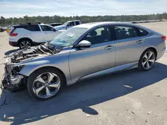 1HGCV2F92JA052985 2018 HONDA ACCORD