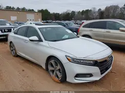 1HGCV2F92JA053103 2018 HONDA ACCORD