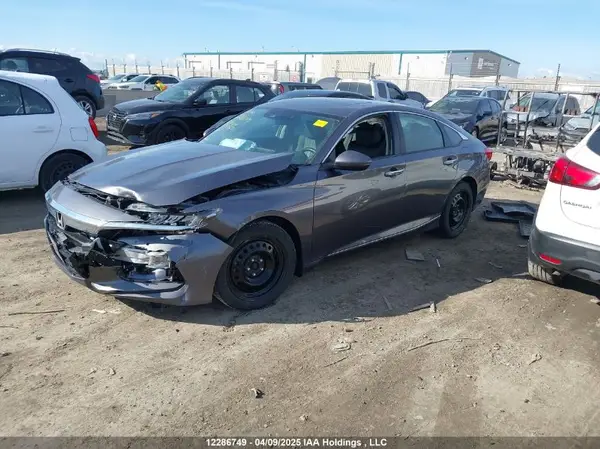 1HGCV2F92JA802529 2018 HONDA ACCORD - Image 2