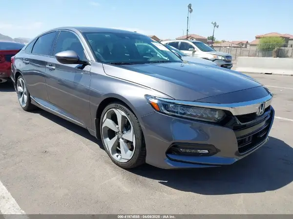 1HGCV2F92KA004825 2019 HONDA ACCORD - Image 1