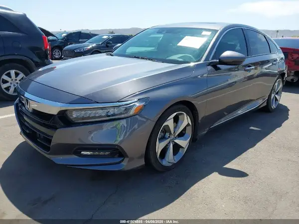 1HGCV2F92KA004825 2019 HONDA ACCORD - Image 2