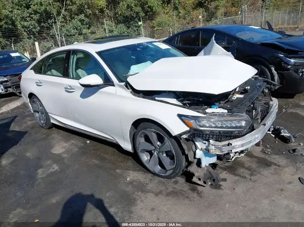 1HGCV2F92KA014500 2019 HONDA ACCORD - Image 1
