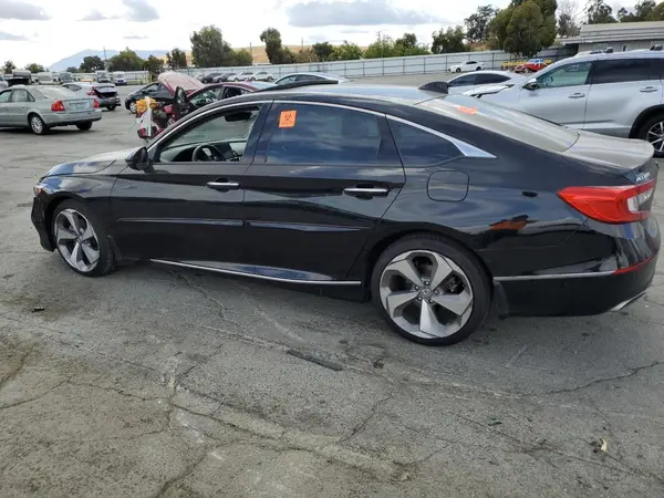 1HGCV2F92KA025836 2019 HONDA ACCORD - Image 2