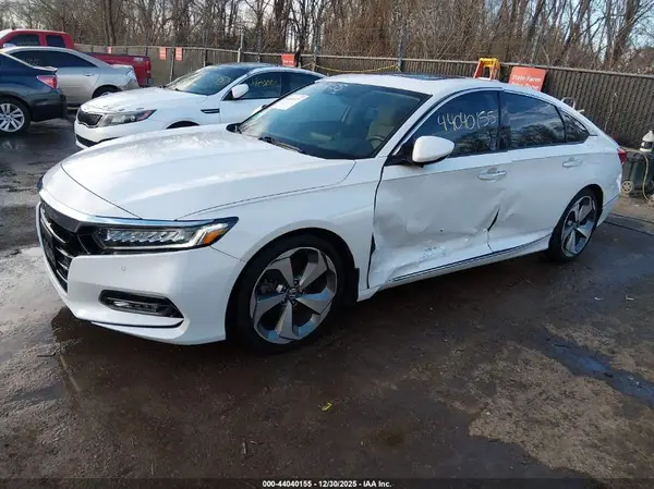 1HGCV2F92KA031930 2019 HONDA ACCORD - Image 2