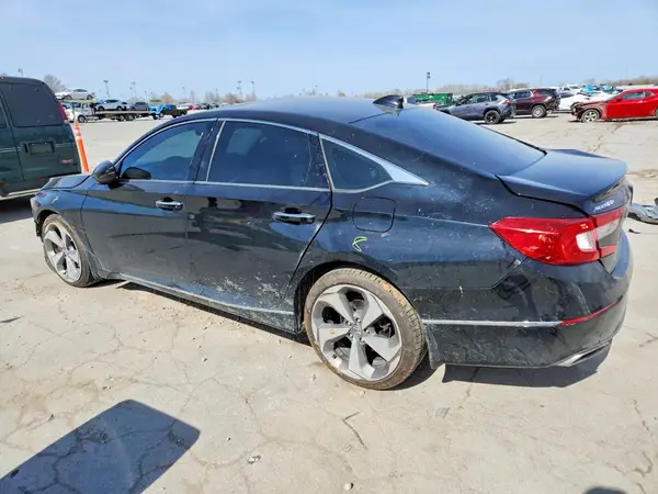 1HGCV2F93JA004430 2018 HONDA ACCORD - Image 2
