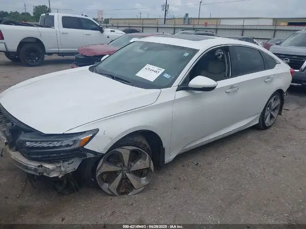 1HGCV2F93JA005724 2018 HONDA ACCORD - Image 2