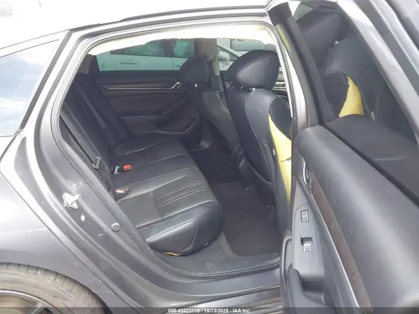 1HGCV2F93JA010017 2018 HONDA ACCORD - Image 8