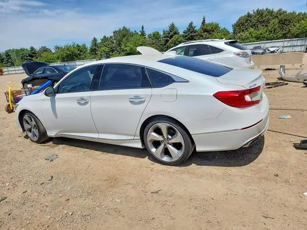 1HGCV2F93JA015721 2018 HONDA ACCORD - Image 2