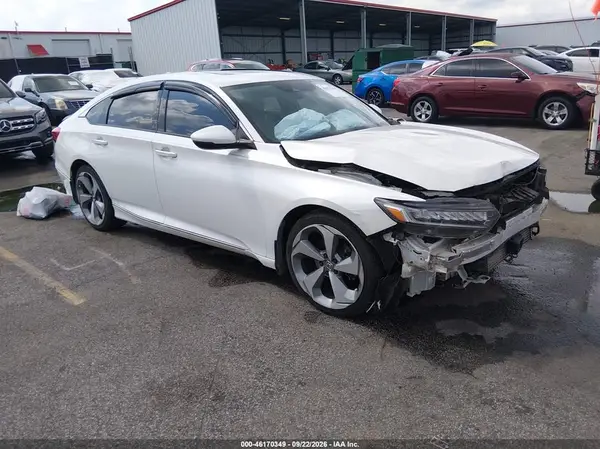 1HGCV2F93JA021826 2018 HONDA ACCORD - Image 1