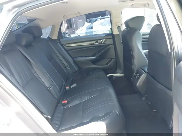 1HGCV2F93JA024810 2018 HONDA ACCORD - Image 8