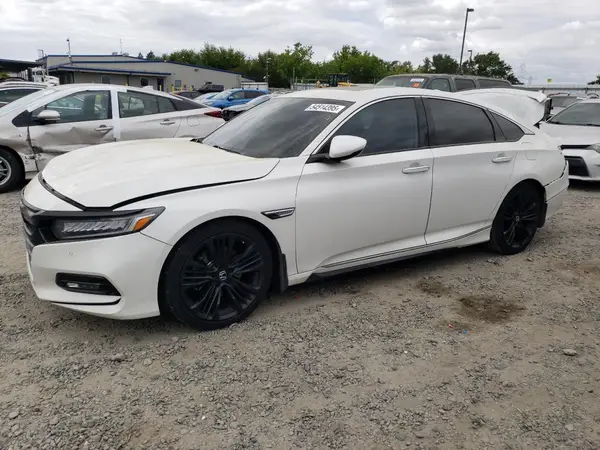 1HGCV2F93JA030803 2018 HONDA ACCORD - Image 1