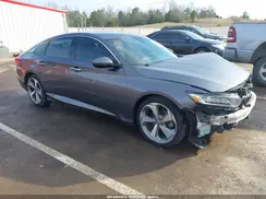1HGCV2F93JA034673 2018 HONDA ACCORD