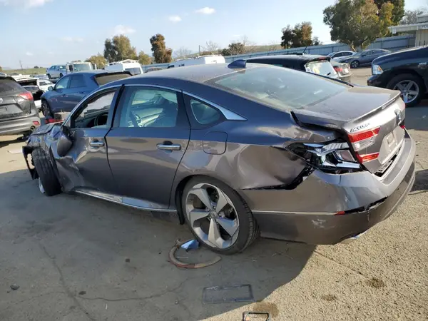 1HGCV2F93JA035306 2018 HONDA ACCORD - Image 2