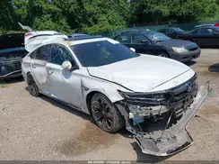 1HGCV2F93JA036407 2018 HONDA ACCORD