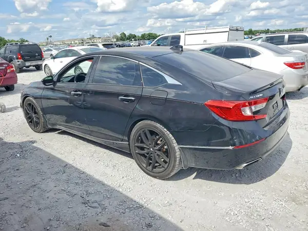 1HGCV2F93JA037184 2018 HONDA ACCORD - Image 2