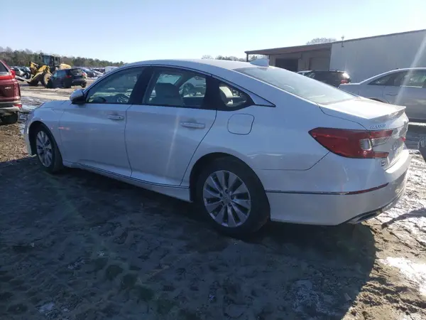 1HGCV2F93JA037329 2018 HONDA ACCORD - Image 2