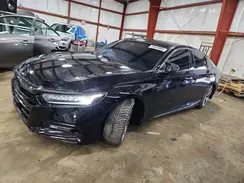 1HGCV2F93JA037525 2018 HONDA ACCORD