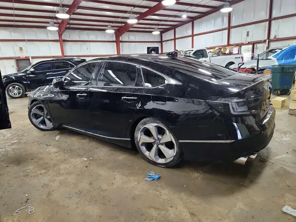 1HGCV2F93JA037525 2018 HONDA ACCORD - Image 2