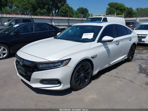 1HGCV2F93JA045107 2018 HONDA ACCORD - Image 2