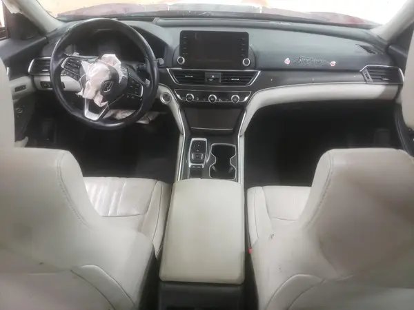 1HGCV2F93JA045611 2018 HONDA ACCORD - Image 8
