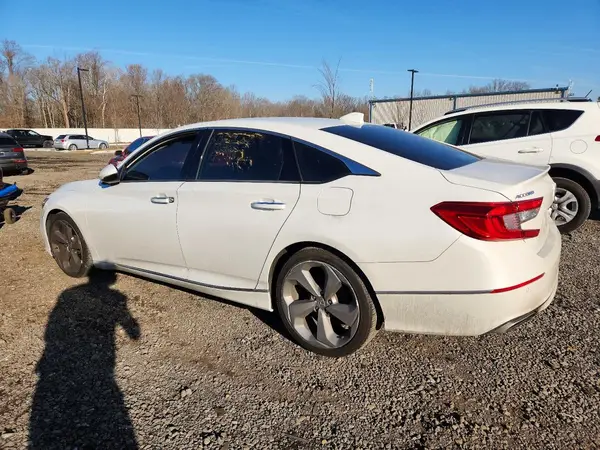 1HGCV2F93JA046161 2018 HONDA ACCORD - Image 2