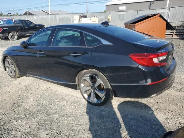 1HGCV2F93JA802006 2018 HONDA ACCORD - Image 2