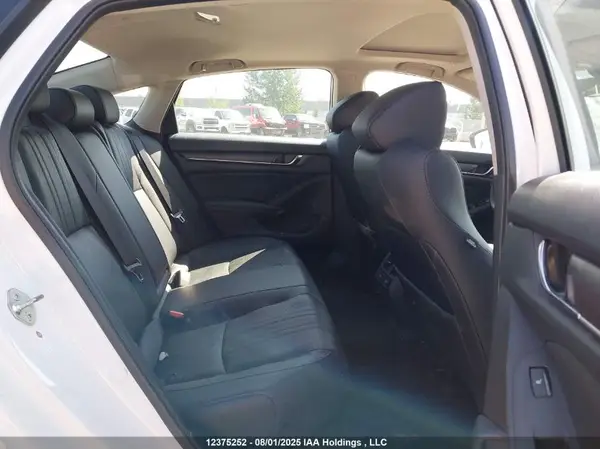 1HGCV2F93JA802118 2018 HONDA ACCORD - Image 8
