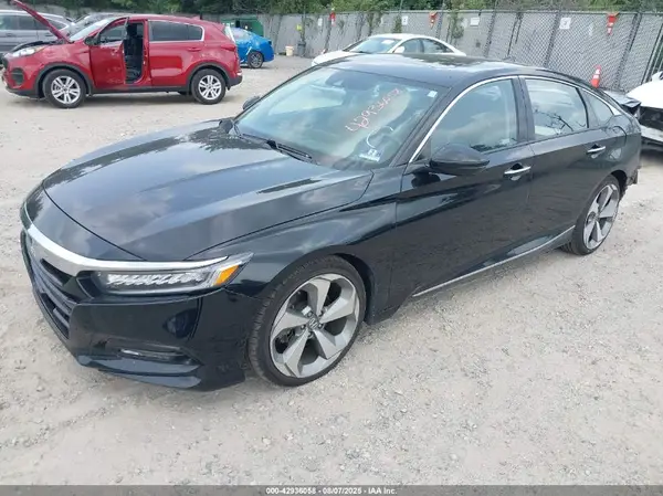 1HGCV2F93KA004686 2019 HONDA ACCORD - Image 2