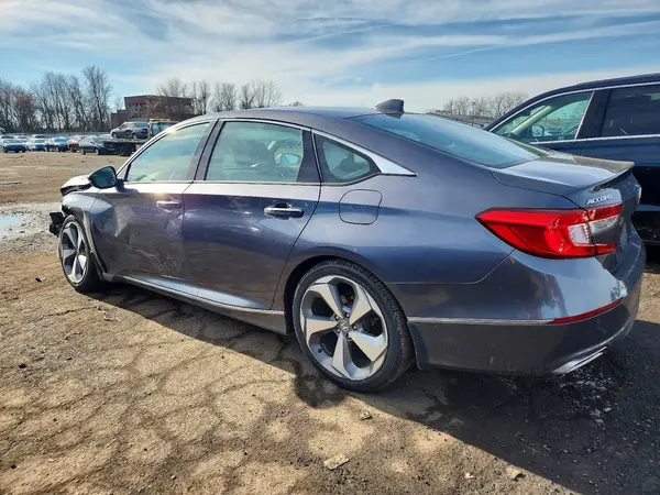 1HGCV2F93KA010682 2019 HONDA ACCORD - Image 2