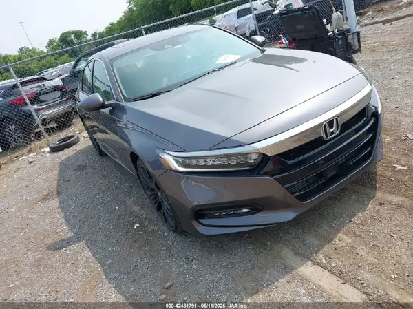 1HGCV2F93KA022105 2019 HONDA ACCORD - Image 1