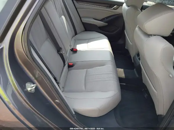 1HGCV2F93KA022105 2019 HONDA ACCORD - Image 8