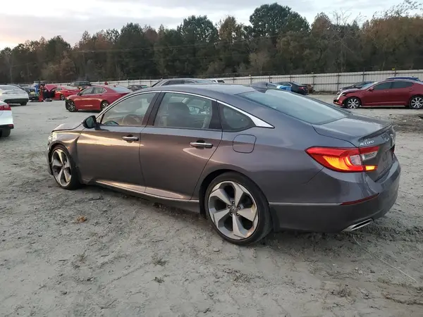 1HGCV2F93KA024176 2019 HONDA ACCORD - Image 2