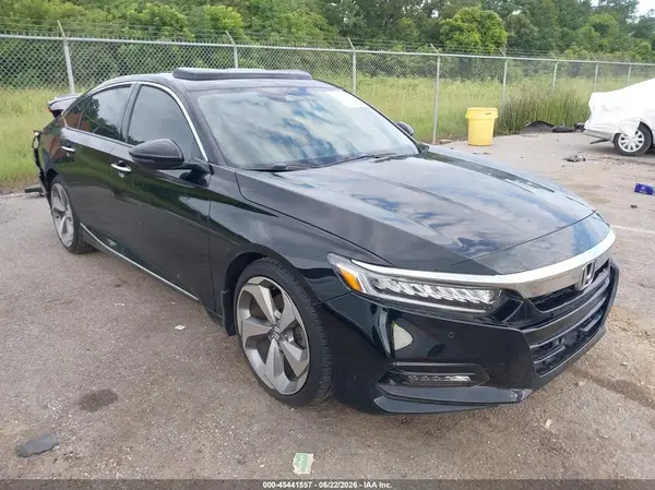 1HGCV2F93KA033735 2019 HONDA ACCORD - Image 1