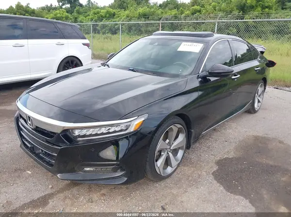 1HGCV2F93KA033735 2019 HONDA ACCORD - Image 2