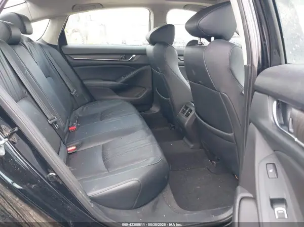 1HGCV2F94JA001889 2018 HONDA ACCORD - Image 8