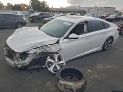 1HGCV2F94JA003688 2018 HONDA ACCORD
