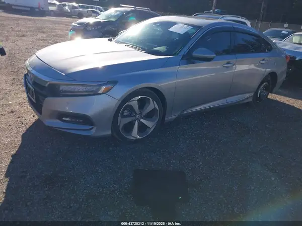 1HGCV2F94JA012133 2018 HONDA ACCORD - Image 2