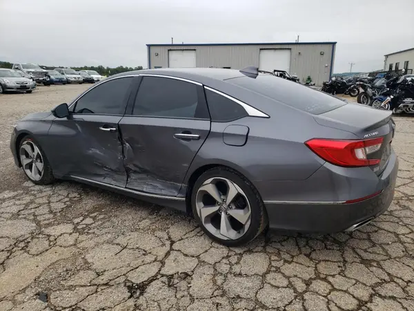 1HGCV2F94JA015775 2018 HONDA ACCORD - Image 2