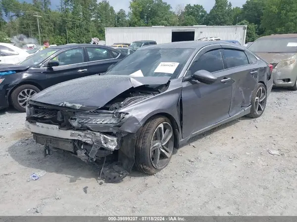 1HGCV2F94JA030972 2018 HONDA ACCORD - Image 2