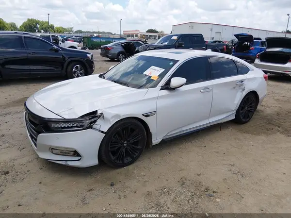 1HGCV2F94JA031264 2018 HONDA ACCORD - Image 2