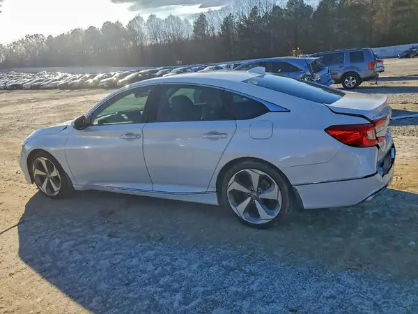 1HGCV2F94JA045424 2018 HONDA ACCORD - Image 2