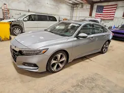 1HGCV2F94JA050218 2018 HONDA ACCORD