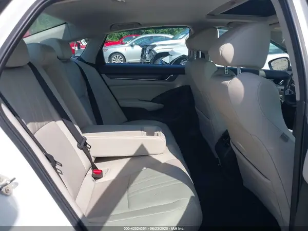 1HGCV2F94KA017625 2019 HONDA ACCORD - Image 8