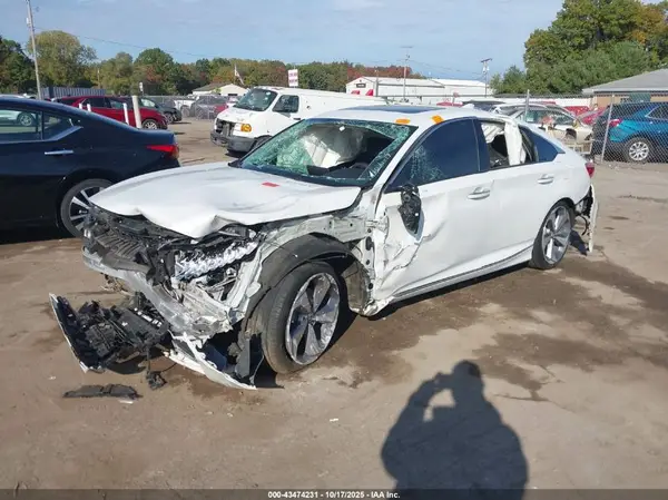 1HGCV2F94KA023814 2019 HONDA ACCORD - Image 2