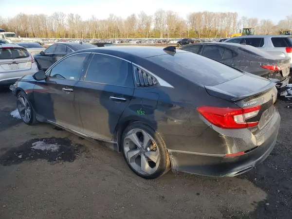 1HGCV2F94LA017822 2020 HONDA ACCORD - Image 2